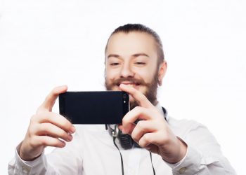 Download Hawkplay Now – Enjoy the Best Mobile Gaming Experience!