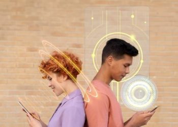 The Impact of 5G Technology on the Mobile Phone Industry