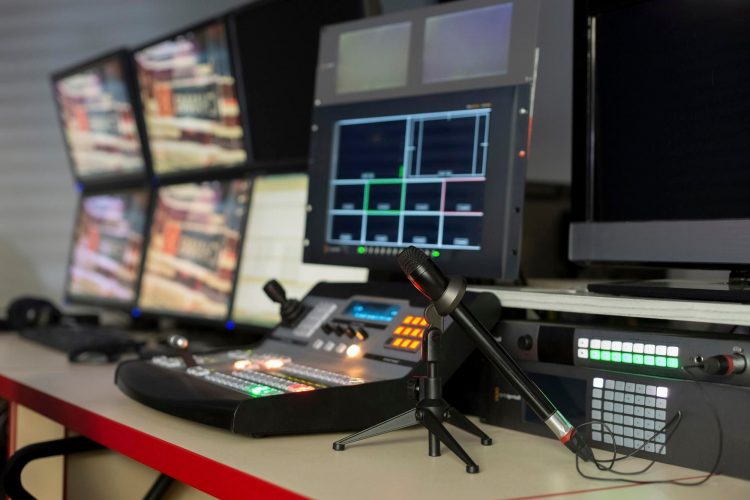 Choosing Your Ally: The Best Broadcasting Software for Your Internet TV Station