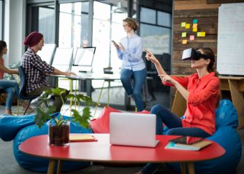 Creating a Digitally Supported Workplace for the Future