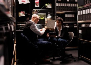 The Mysterious World of Detective Investigators: Inside the Detective Office