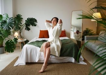 Queen Size Cot: Experience ultimate comfort and luxury with the perfect sleeping space