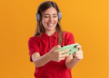 Gaming Essentials: Must-Have Accessories for iPhone 8 Gamers