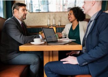 Efficiency And Convenience: Online Conveyancing Solicitors