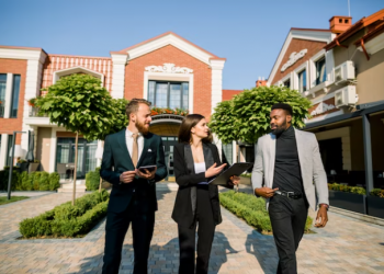 The Role of Commercial Real Estate Photography in Attracting Tenants and Buyers