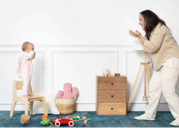 How to Choose the Perfect Nursery Wallpaper for Your Baby’s Nursery