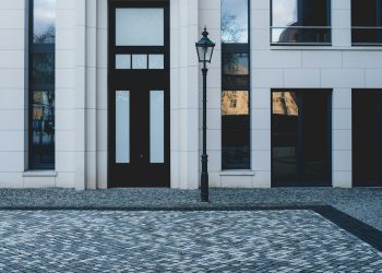 Pave Smart, Pave Local: Unlocking the Benefits of Paving Contractors