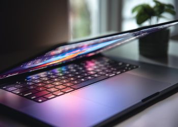 Navigating the World of Refurbished Laptops: A Smart Buy for Tech Savvy Consumers