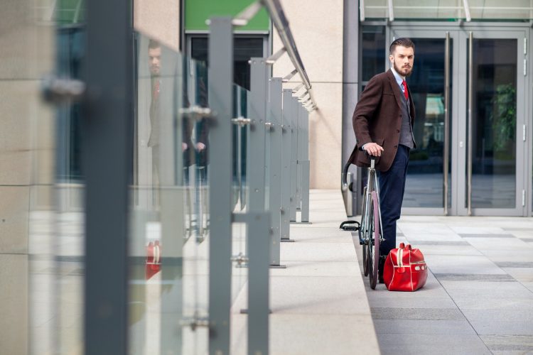 Ensuring a Smooth Travel Experience with Reliable Airport Transfers