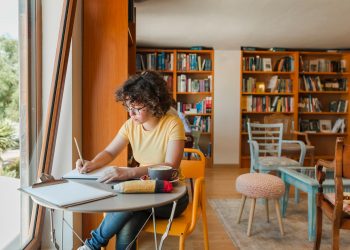 A Student’s Guide to Balancing Extracurriculars and the IB Program