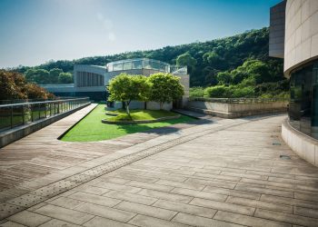 Transform Your Driveway with Expert Contractors at Touchstone Paving