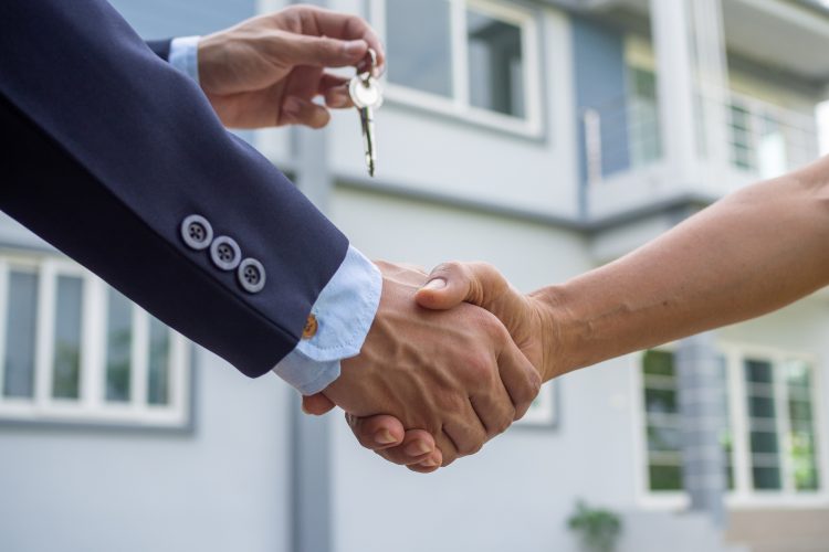 Examining the Effect of Property PR on Real Estate Professionals and Clients