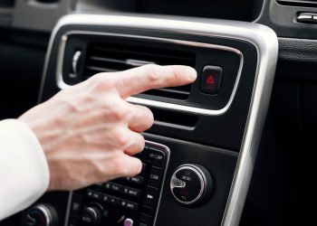 Stay Cool with Reliable Car AC Repair in Phoenix