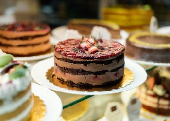 A Guide to Finding Delicious Gluten-Free Cakes in Melbourne