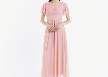 Guida alla Scelta del Colore Perfetto per gli Abiti delle Damigelle