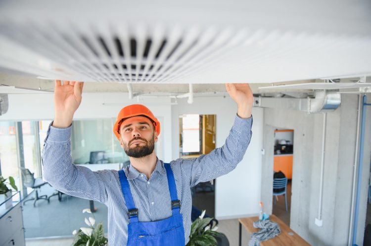 Top Benefits of Hiring Expert Vents Cleaning Services for Your Home