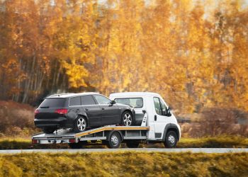 What Challenges Do Towing Services in Glendale Commonly Face?