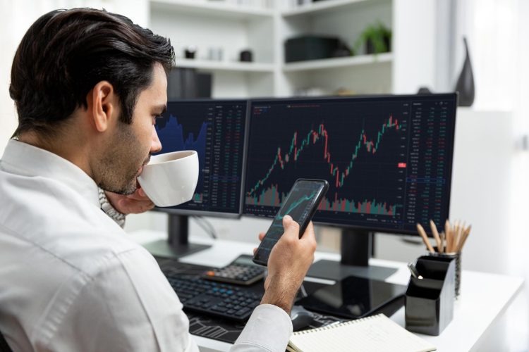 How to Become a Profitable Trader