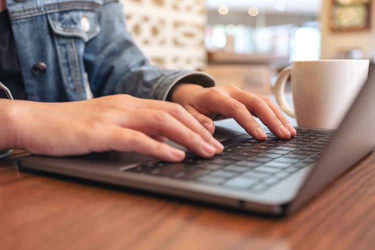 Best Online Typing Test Tools for Competitive Exams