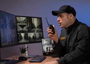 How Do Security Guard Companies Manage Access Control?