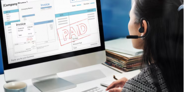 How to Format an Invoice for Clients in Different Countries