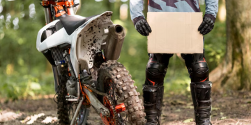 Navigating the Shift Toward Eco-Friendly Materials in Motocross Graphics