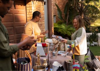 Lapangan Desa sebagai Pusat Kegiatan Ekonomi dan Kreativitas Masyarakat