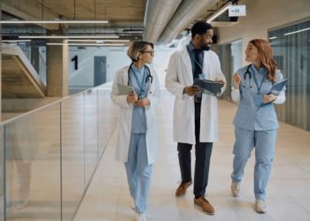 How Healthcare Staffing Agencies Help Healthcare Organizations Stay Competitive