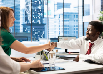 Effective HR Solutions Help Leicester SMEs Build Stronger and More Compliant Businesses