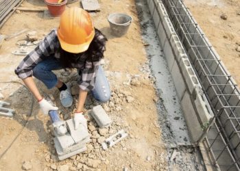 Types of Foundations for House Construction: Shallow vs. Deep – Which Is Best?