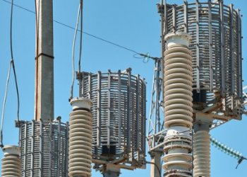 How Modern Transformers Are Supporting the UAE’s Transition to Clean Energy